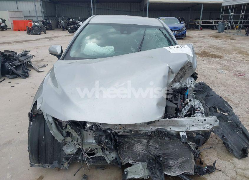 Photo 12 of 2021 Toyota Camry SE (VIN 4T1G11AK2MU422475)