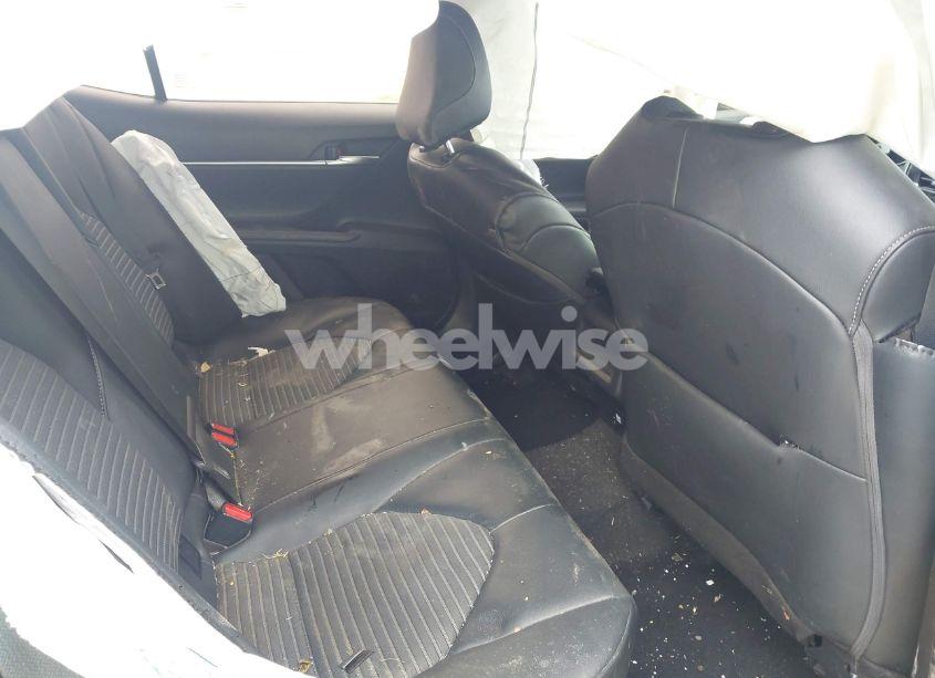 Photo 8 of 2021 Toyota Camry SE (VIN 4T1G11AK2MU422475)