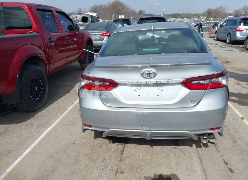 Photo 15 of 2021 Toyota Camry SE (VIN 4T1G11AK2MU427465)