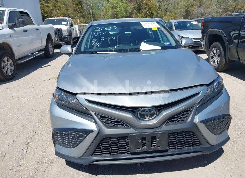 Photo 12 of 2021 Toyota Camry SE/SE NIGHTSHADE EDITION (VIN 4T1G11AK2MU442936)