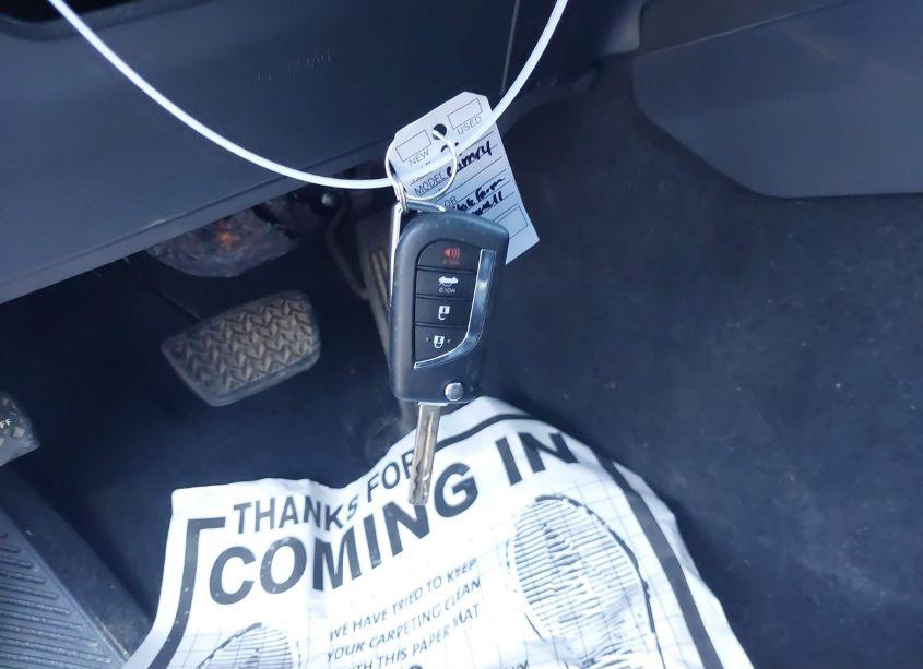 Photo 11 of 2021 Toyota Camry SE (VIN 4T1G11AK2MU450132)