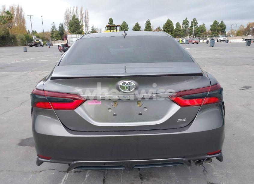 Photo 15 of 2021 Toyota Camry SE (VIN 4T1G11AK2MU455721)