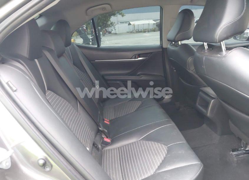 Photo 8 of 2021 Toyota Camry SE (VIN 4T1G11AK2MU455721)