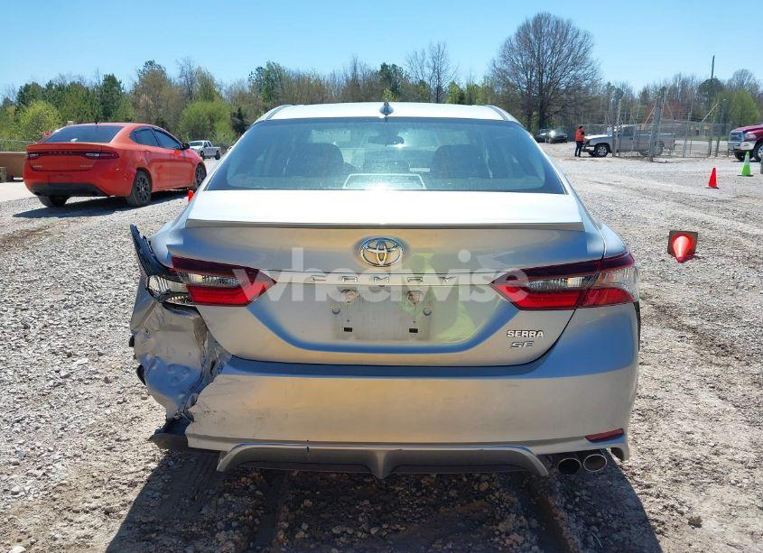 Photo 16 of 2021 Toyota Camry SE/SE NIGHT SHADE (VIN 4T1G11AK2MU464824)