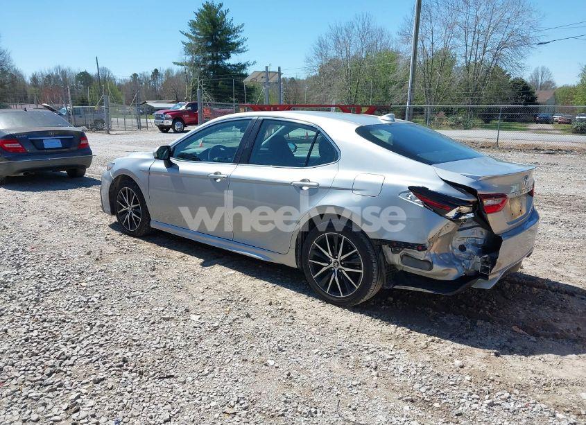 Photo 3 of 2021 Toyota Camry SE/SE NIGHT SHADE (VIN 4T1G11AK2MU464824)