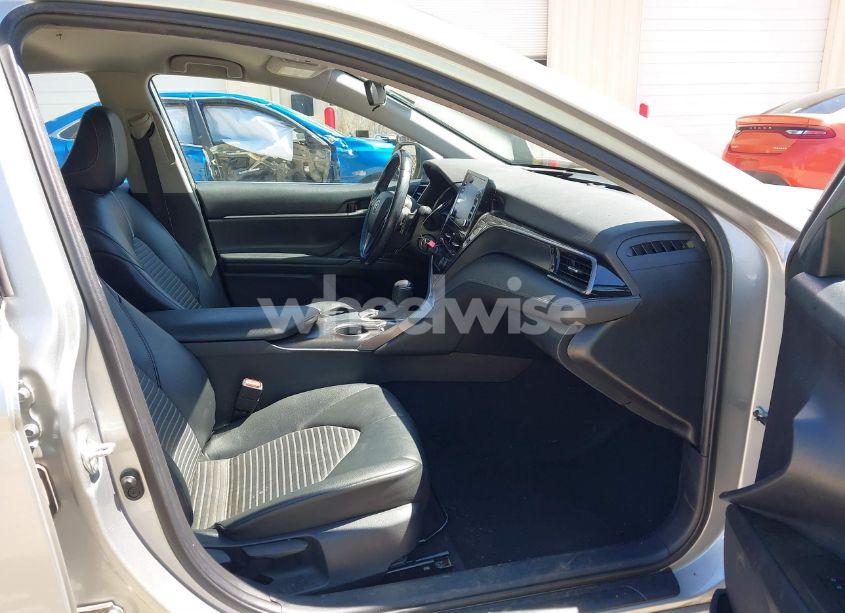 Photo 5 of 2021 Toyota Camry SE/SE NIGHT SHADE (VIN 4T1G11AK2MU464824)