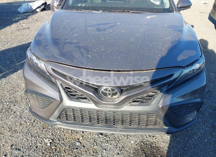 Photo 12 of 2021 Toyota Camry SE (VIN 4T1G11AK2MU485544)