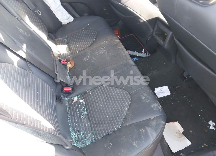 Photo 8 of 2021 Toyota Camry SE (VIN 4T1G11AK2MU485544)