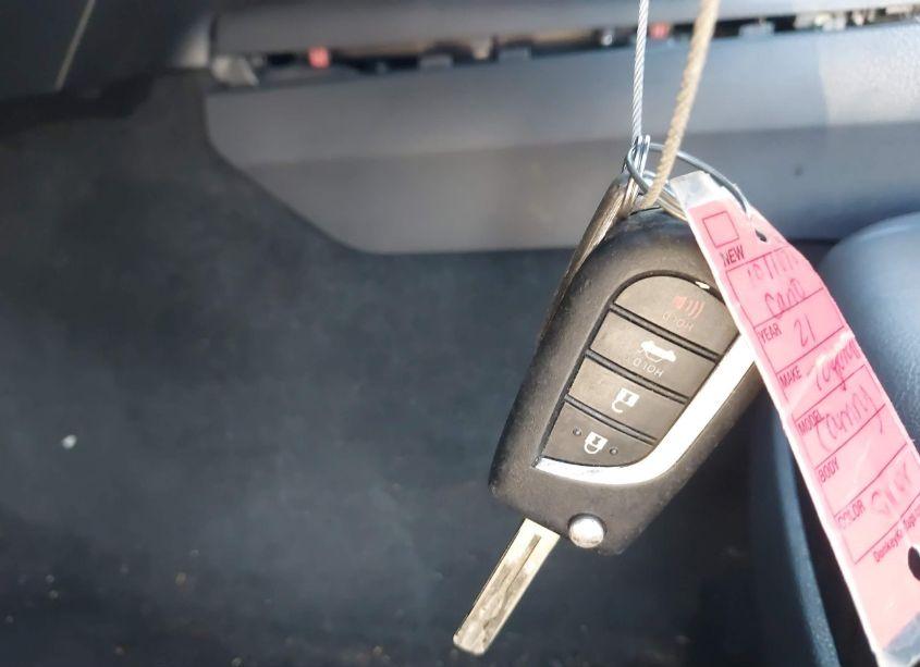 Photo 11 of 2021 Toyota Camry SE (VIN 4T1G11AK2MU486385)