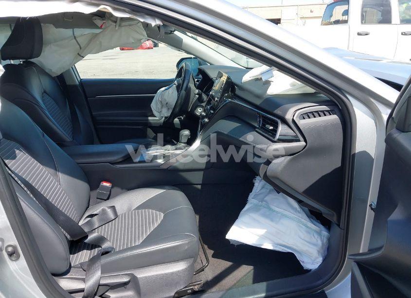 Photo 5 of 2021 Toyota Camry SE (VIN 4T1G11AK2MU486841)