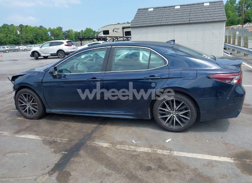 Photo 15 of 2021 Toyota Camry SE (VIN 4T1G11AK2MU518543)