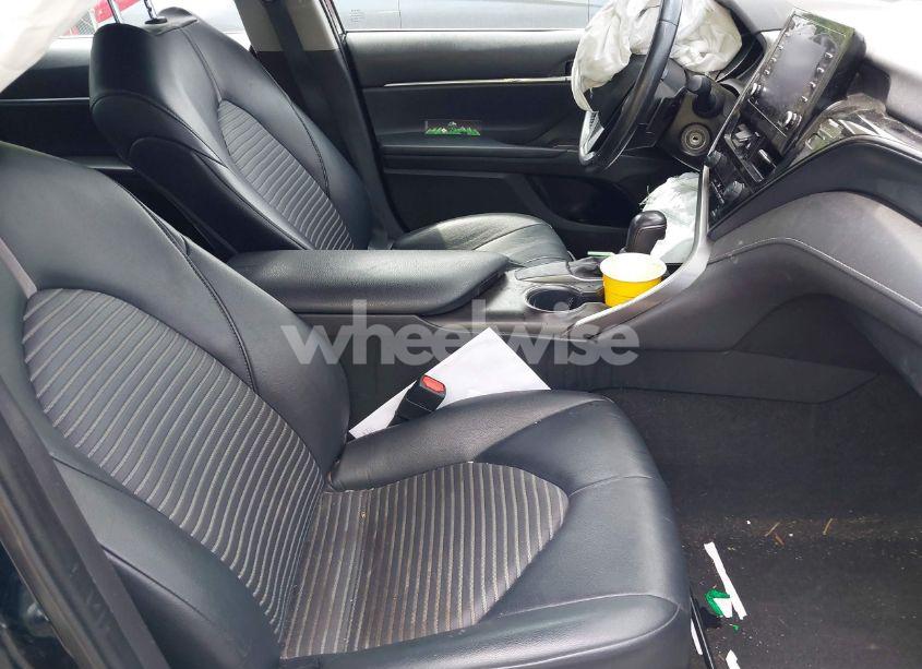 Photo 5 of 2021 Toyota Camry SE (VIN 4T1G11AK2MU518543)