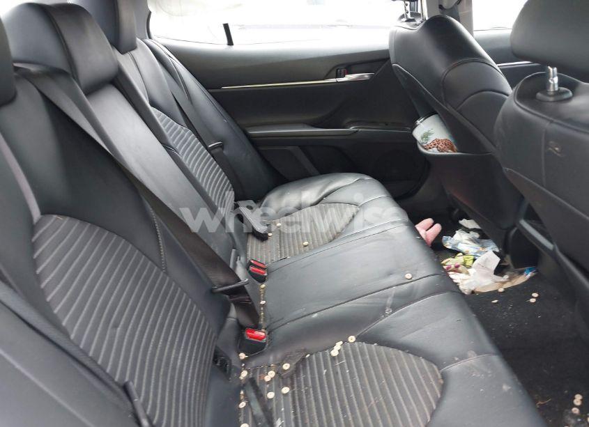 Photo 8 of 2021 Toyota Camry SE (VIN 4T1G11AK2MU518543)