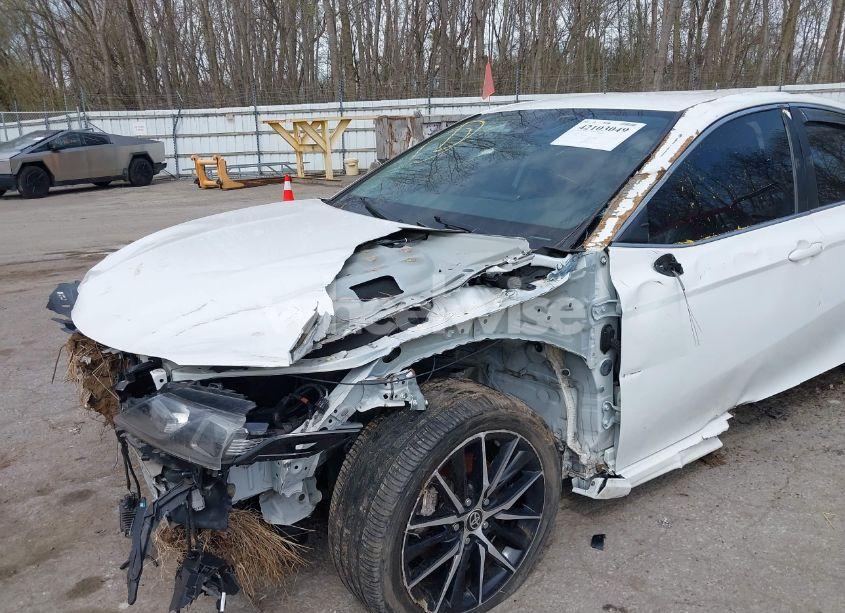 Photo 6 of 2021 Toyota Camry SE (VIN 4T1G11AK2MU520616)