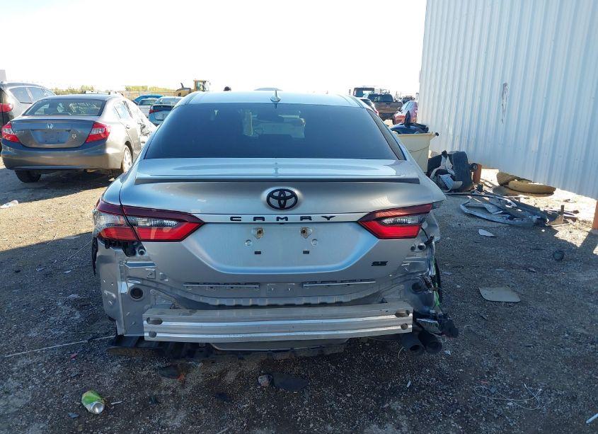 Photo 16 of 2021 Toyota Camry SE (VIN 4T1G11AK2MU540591)