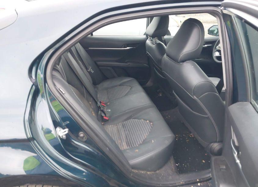 Photo 8 of 2021 Toyota Camry SE (VIN 4T1G11AK2MU542437)