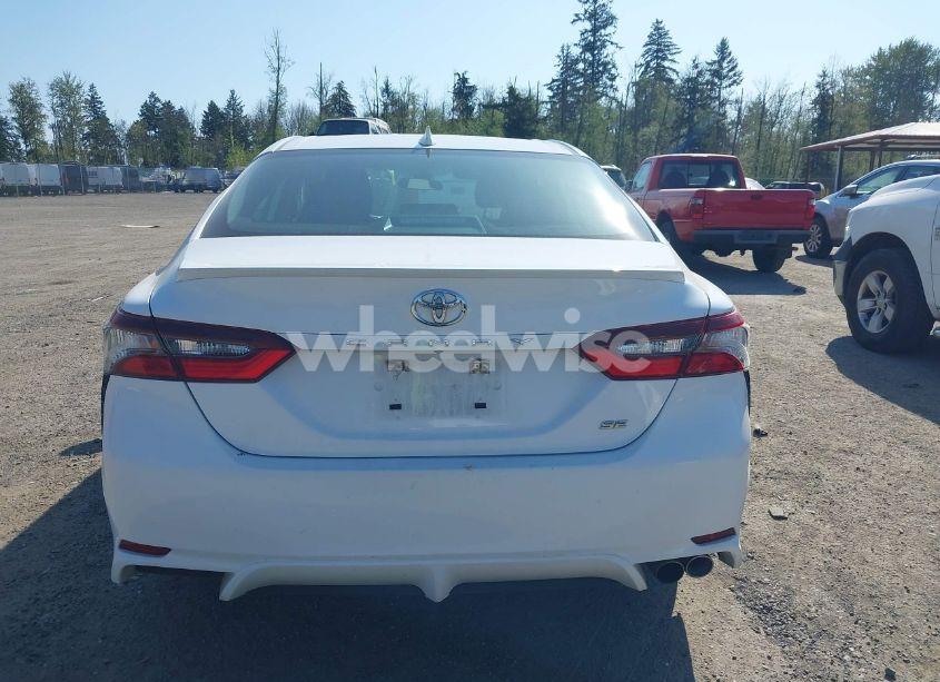 Photo 17 of 2021 Toyota Camry SE (VIN 4T1G11AK2MU547086)