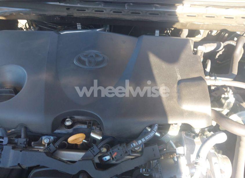 Photo 10 of 2021 Toyota Camry SE (VIN 4T1G11AK2MU557813)