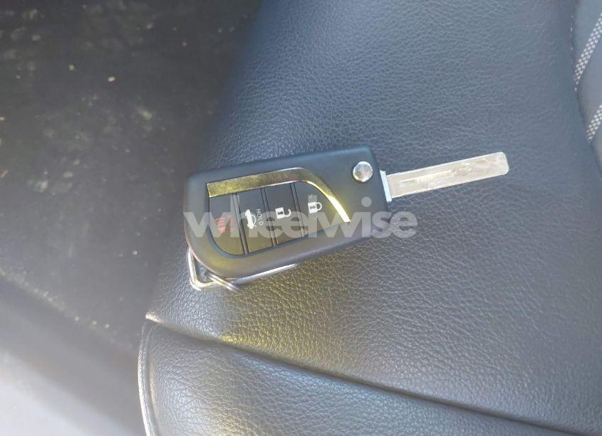 Photo 11 of 2021 Toyota Camry SE (VIN 4T1G11AK2MU557813)