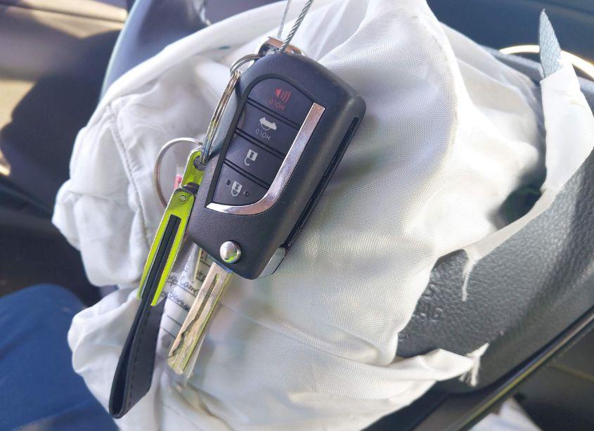 Photo 11 of 2021 Toyota Camry SE (VIN 4T1G11AK2MU576085)