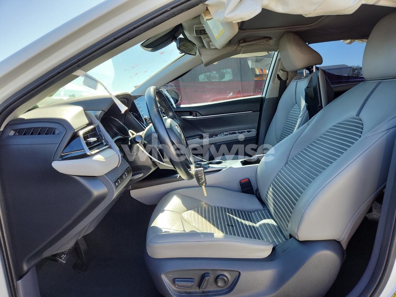 Photo 7 of 2021 TOYOTA CAMRY SE (VIN 4T1G11AK2MU594067)