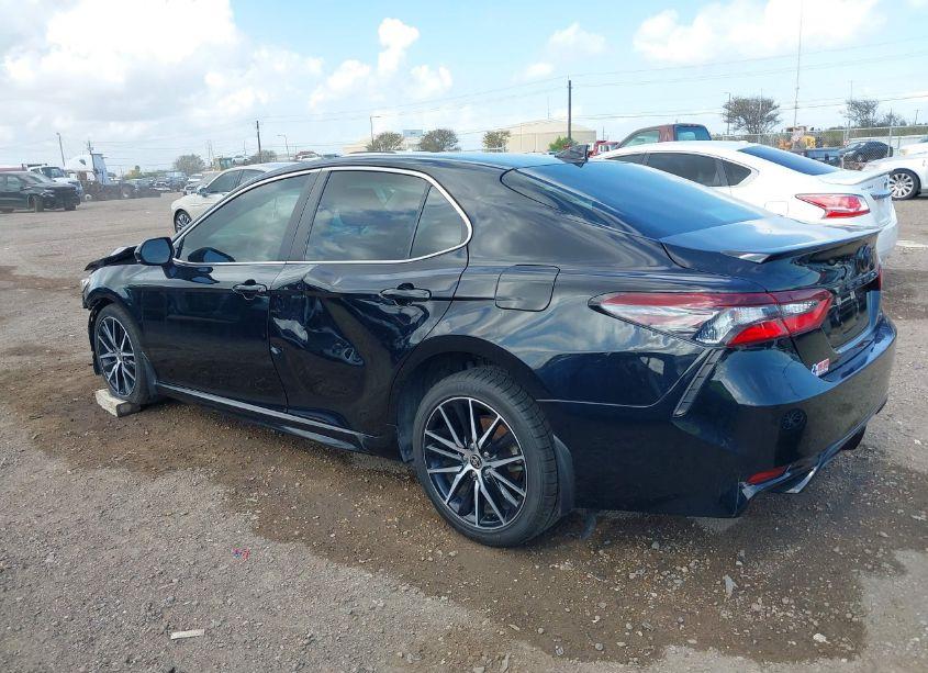 Photo 15 of 2021 Toyota Camry SE (VIN 4T1G11AK2MU603057)