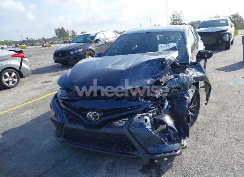 Photo 6 of 2021 Toyota Camry SE (VIN 4T1G11AK2MU616519)