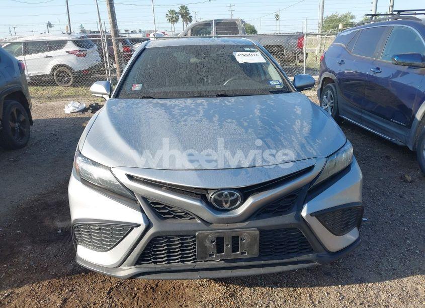 Photo 13 of 2022 Toyota Camry SE (VIN 4T1G11AK2NU003219)