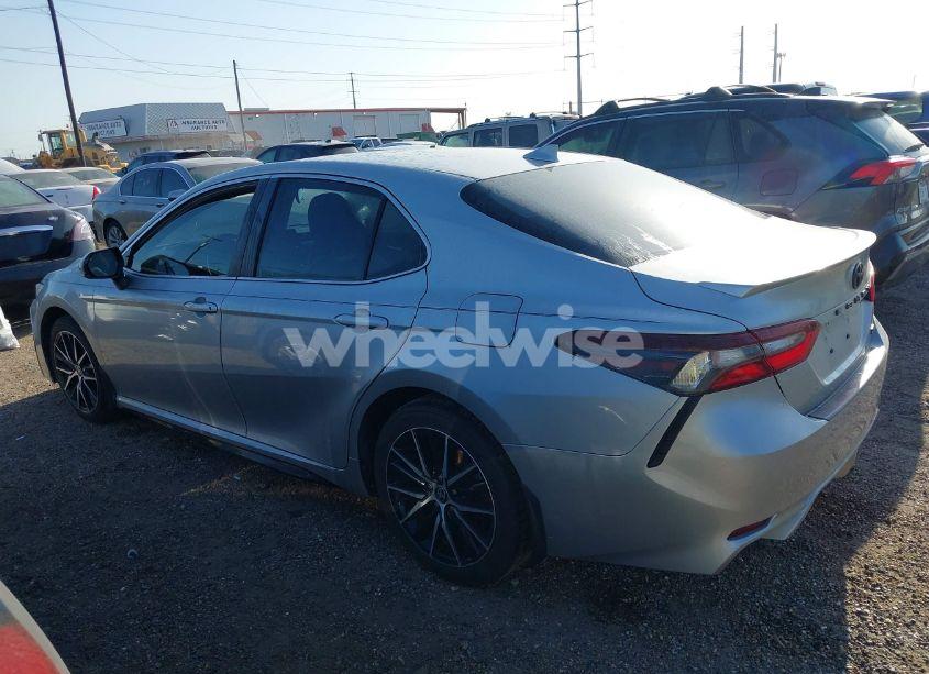 Photo 15 of 2022 Toyota Camry SE (VIN 4T1G11AK2NU003219)