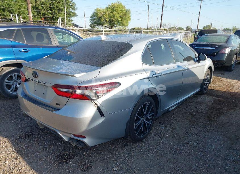 Photo 4 of 2022 Toyota Camry SE (VIN 4T1G11AK2NU003219)