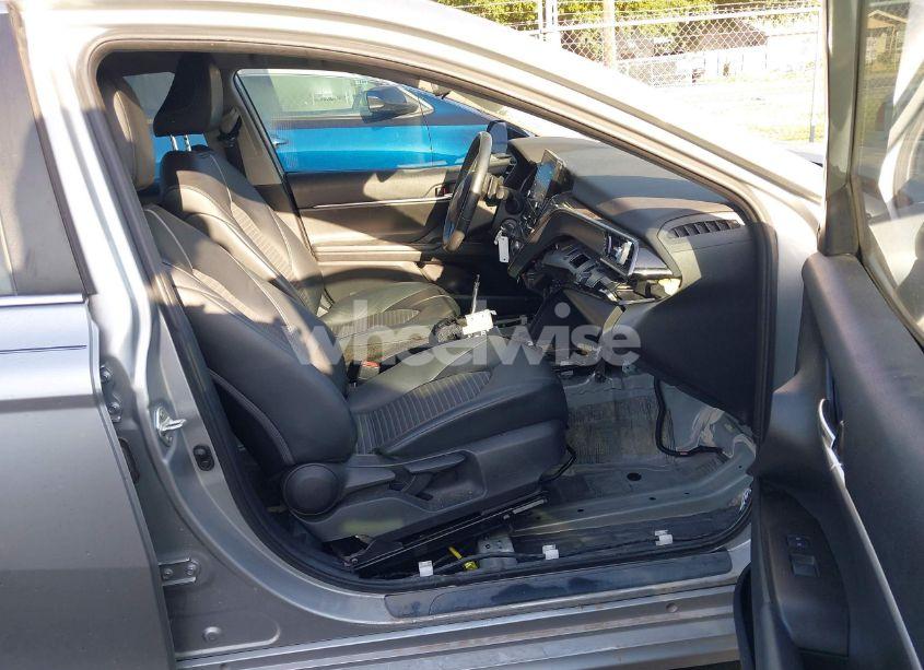 Photo 5 of 2022 Toyota Camry SE (VIN 4T1G11AK2NU003219)