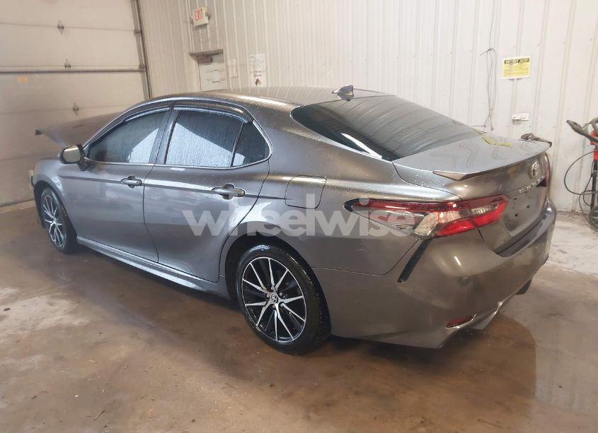 Photo 3 of 2022 Toyota Camry SE (VIN 4T1G11AK2NU038195)