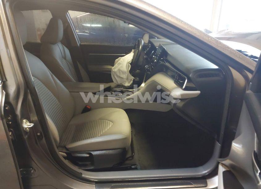 Photo 5 of 2022 Toyota Camry SE (VIN 4T1G11AK2NU038195)