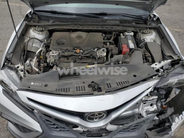 Photo 3 of 2022 TOYOTA CAMRY SE (VIN 4T1G11AK2NU498747)