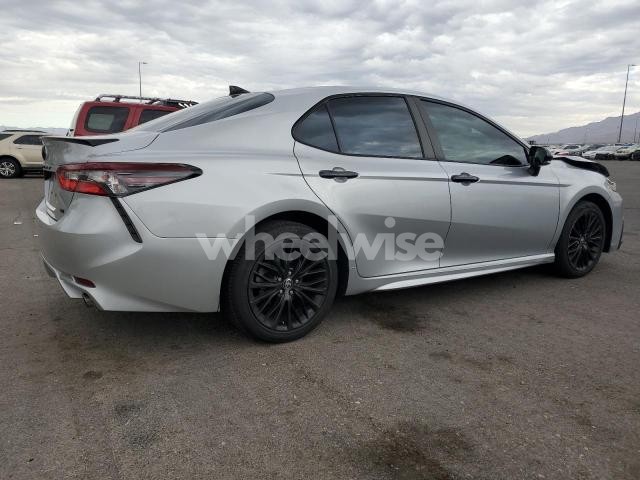 Photo 4 of 2022 TOYOTA CAMRY SE (VIN 4T1G11AK2NU498747)