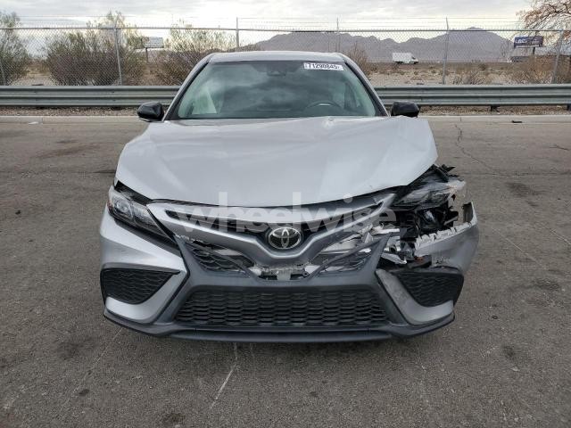 Photo 6 of 2022 TOYOTA CAMRY SE (VIN 4T1G11AK2NU498747)