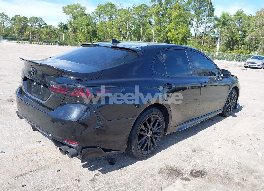 Photo 4 of 2022 Toyota Camry SE (VIN 4T1G11AK2NU623746)