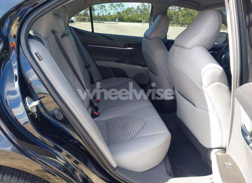 Photo 8 of 2022 Toyota Camry SE (VIN 4T1G11AK2NU623746)