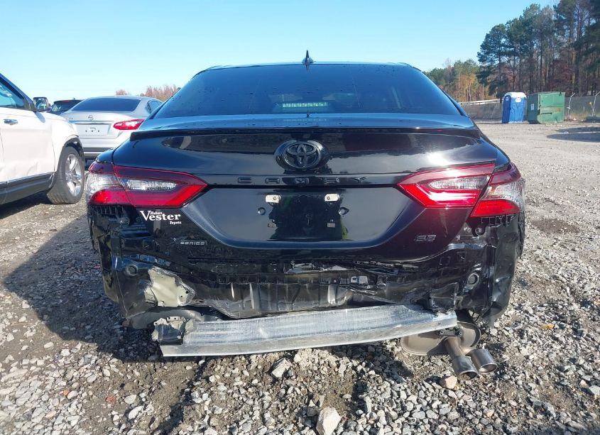 Photo 16 of 2022 Toyota Camry SE (VIN 4T1G11AK2NU643642)