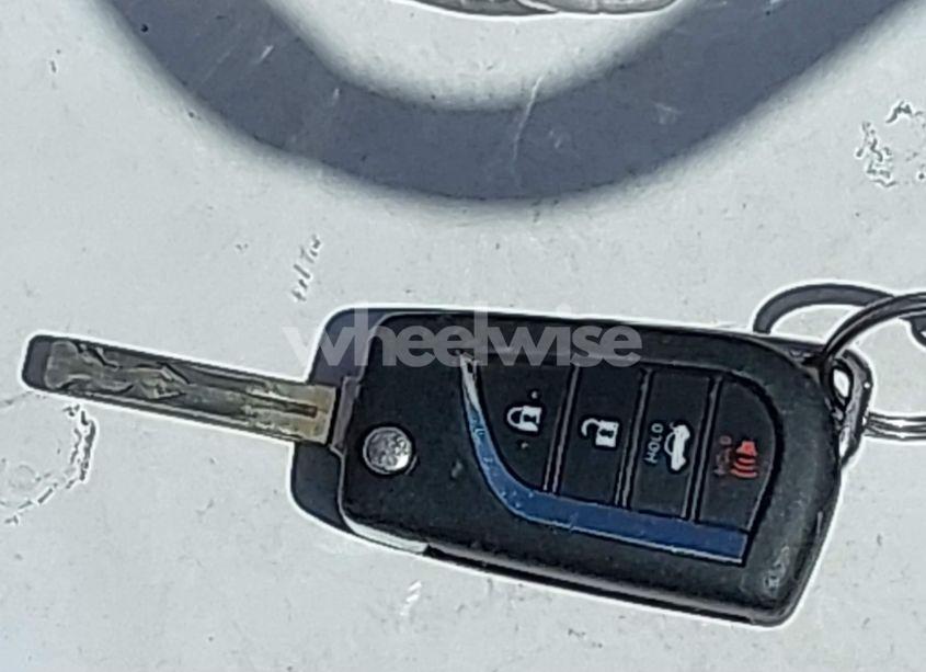 Photo 11 of 2022 Toyota Camry SE (VIN 4T1G11AK2NU646346)