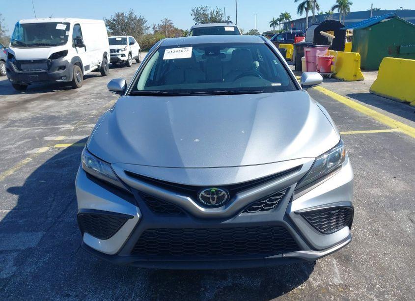 Photo 12 of 2022 Toyota Camry SE (VIN 4T1G11AK2NU660523)