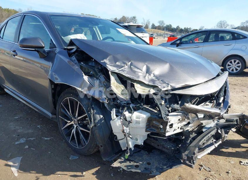 Photo 18 of 2022 Toyota Camry SE (VIN 4T1G11AK2NU665902)