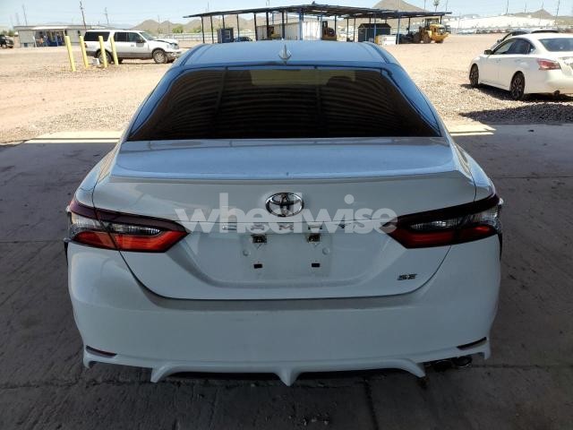 2022 TOYOTA CAMRY SE (VIN 4T1G11AK2NU670078) main photo