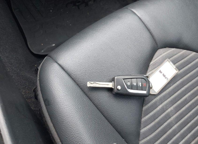 Photo 11 of 2022 Toyota Camry SE (VIN 4T1G11AK2NU689925)