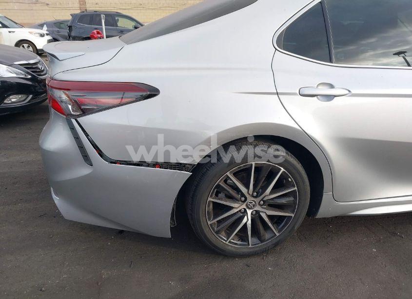 Photo 12 of 2022 Toyota Camry SE (VIN 4T1G11AK2NU694851)