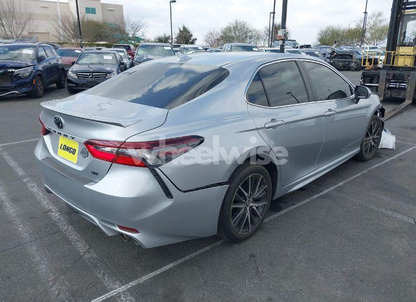 Photo 4 of 2022 Toyota Camry SE (VIN 4T1G11AK2NU694851)