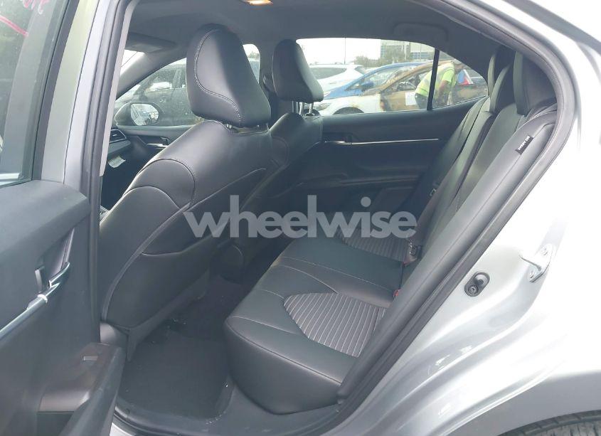 Photo 8 of 2022 Toyota Camry SE (VIN 4T1G11AK2NU694851)