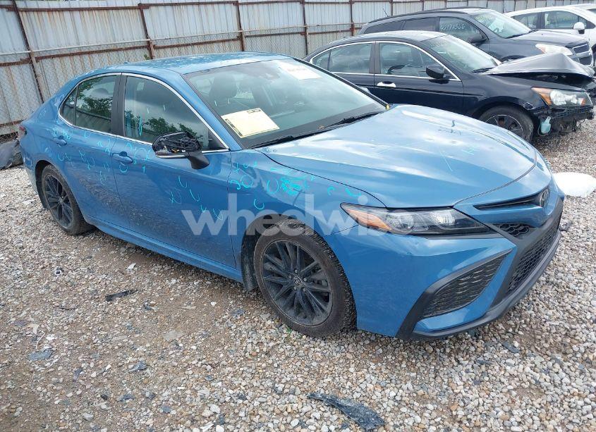 2023 Toyota Camry SE (VIN 4T1G11AK2PU080918) main photo