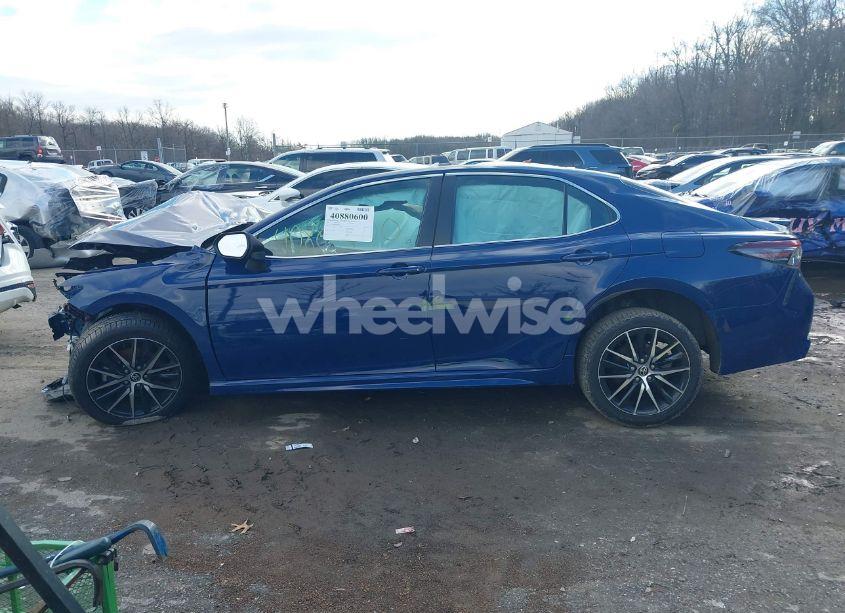 Photo 14 of 2023 Toyota Camry SE (VIN 4T1G11AK2PU086878)