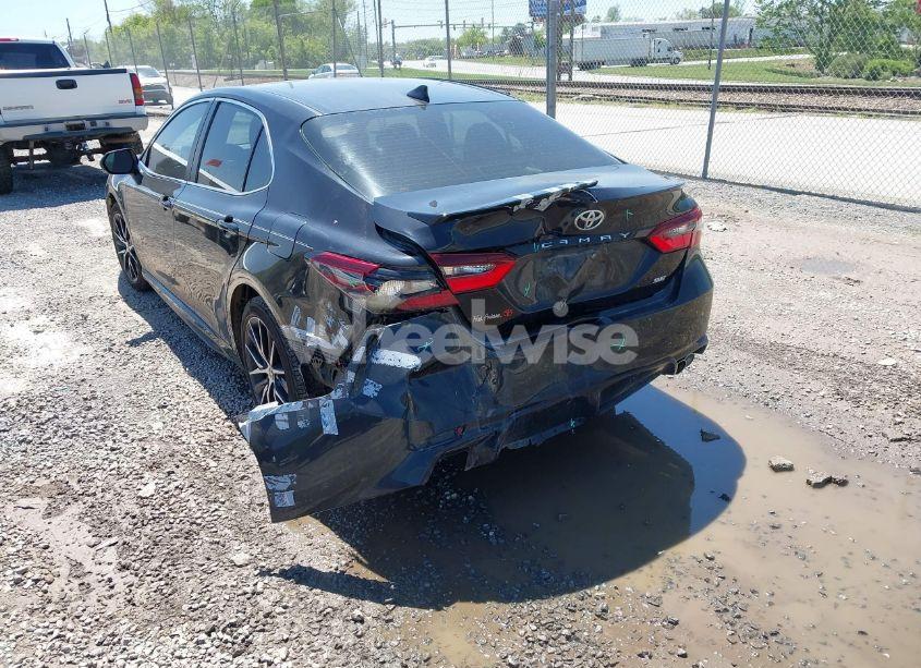 Photo 3 of 2023 Toyota Camry SE (VIN 4T1G11AK2PU097573)